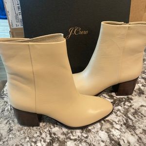 Sadie stacked-heel ankle boots in leather NWT